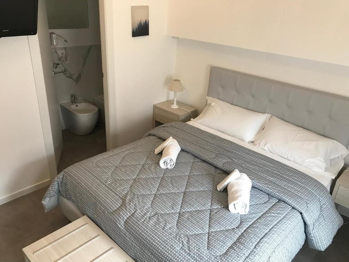 La Corte Del Sant'Orsola Rooms Болонья Екстер'єр фото